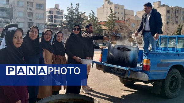 جشن نیمه شعبان در دبستان پنجم مهر مشهد 