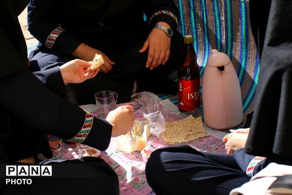 صبحانه سلامت در هنرستان شهید سادلجی؛ گامی برای تقویت بدن و ذهن هنرجویان