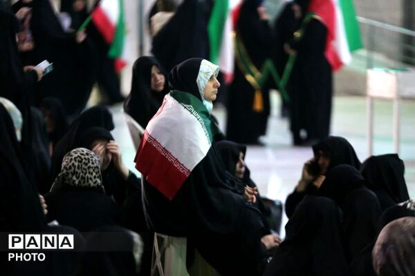 جشن «مباهله» در مسجد مقدس جمکران
