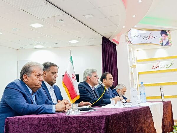 جلسه مدیران مدارس در شهرستان خلیل آباد 