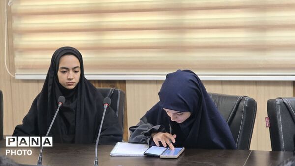 لنزهای پانا البرز به سمت حرفه‌ای شدن 