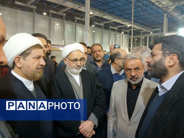 افتتاح بیست و پنجمین نمایشگاه ویژه هفته پژوهش و فناوری