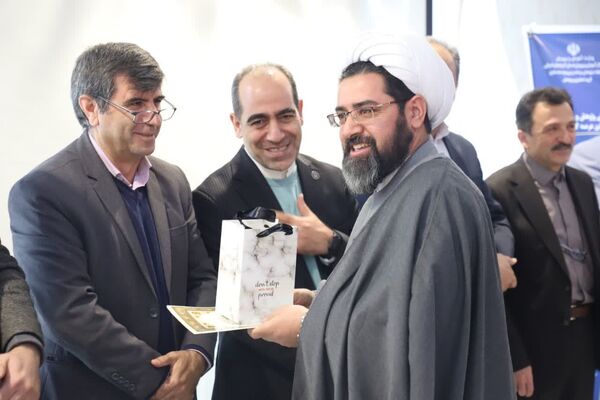 تجلیل از پژوهشگران برتر آموزش و پرورش استان آذربایجان شرقی