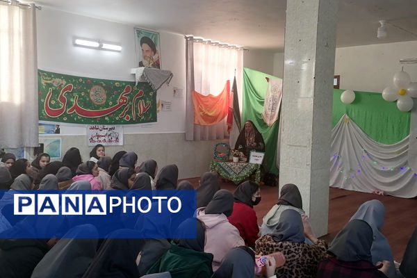  جشن نیمه شعبان در دبیرستان شاهد ام‌ابیها آباده