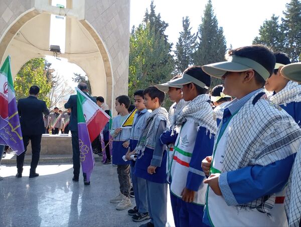 نواخته شدن زنگ استکبارستیزی در گالیکش