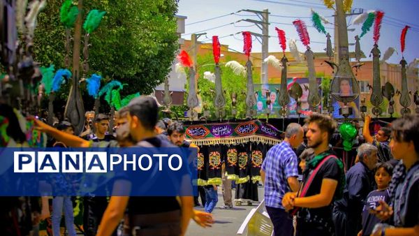 عزاداری ظهر عاشورا در شهرستان اشتهارد