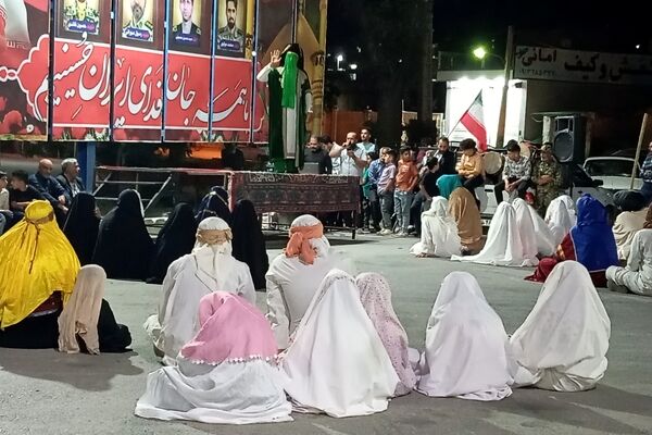 در سایه خطبه غدیر؛ کاروان نمایش آئینی در قلب اجتماعات شبانه مردمی