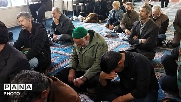 عزاداری مردم نیشابور برای شهادت رهبر عزیز انقلاب اسلامی 