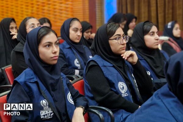 تبیین اهمیت رسانه در تربیت