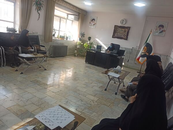  جلسه اول شورای دانش آموزی دبیرستان نمونه اندیشه 