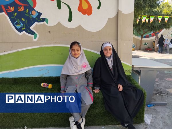 اغاز سال تحصیلی در دبستان دخترانه ربابه اکبرزاده