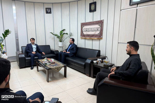 بازدید علی فرهادی سخنگوی وزارت آموزش و پرورش از خبرگزاری پانا