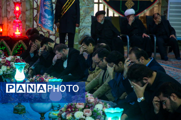 آیین «عهد عاشقی» با حضور اصحاب رسانه در مسجد جمکران