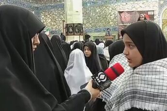 اینجا دختران دانش‌آموز از قیام می گویند