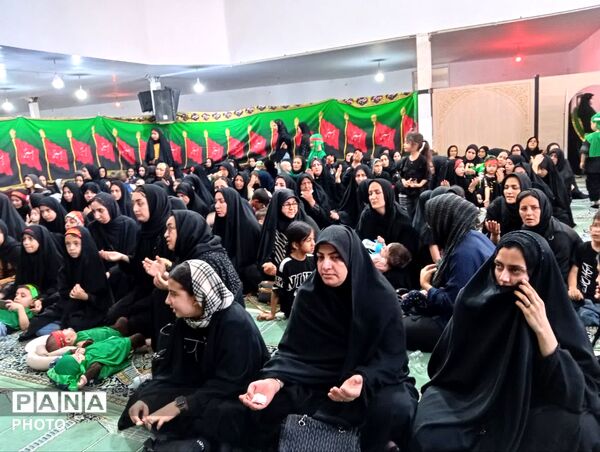 همایش شیرخوارگان حسینی در شیخ آباد قم