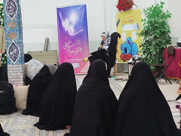 حضور پرشور نوجوانان در اعتکاف دانش‌آموزی مسجد امام سجاد(ع)