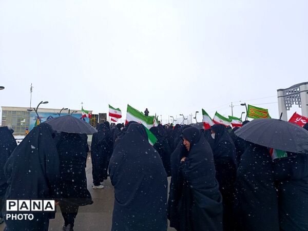 سرما جا ماند، وقتی ایمان جوشید