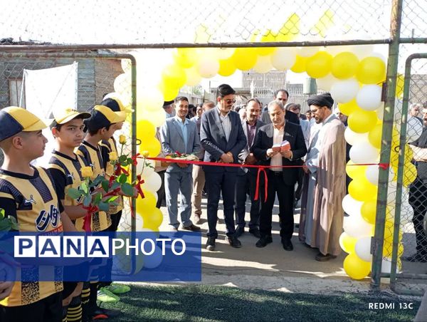 آیین افتتاح زمین چمن مصنوعی ورزشگاه مهر آموزش و پرورش فلاورجان