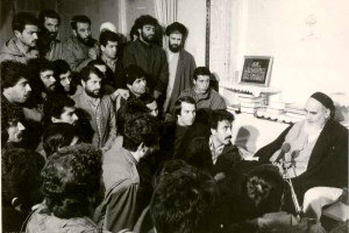 کارگر: دیدار با امام خمینی(ره) در اذهان ما ثبت ماندگار شده است