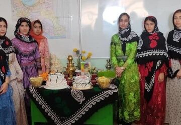 شور یلدایی در مدرسه پروین اعتصامی روستای کفراج نورآباد