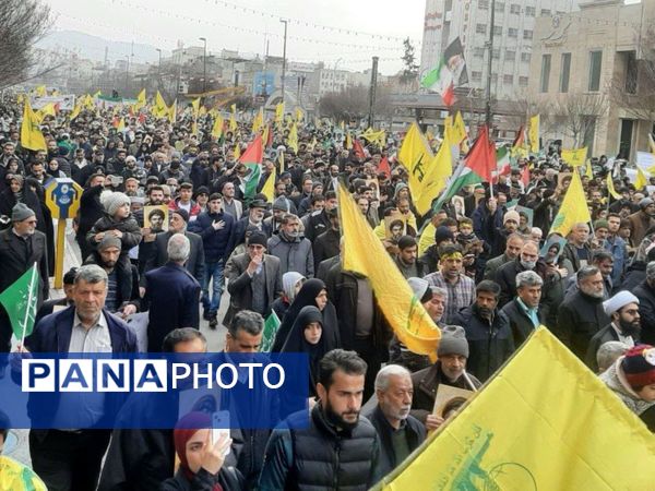 مراسم تشیع نمادین پیکر شهید سید حسن نصرالله در مشهد