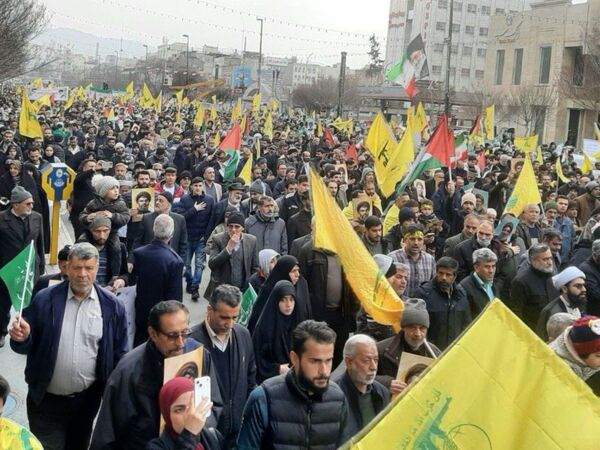مراسم تشیع نمادین پیکر شهید سید حسن نصرالله در مشهد