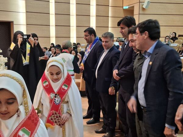 همایش تجلیل از مربیان و دانش‌آموزان پیشتاز برتر شهرستان جم 