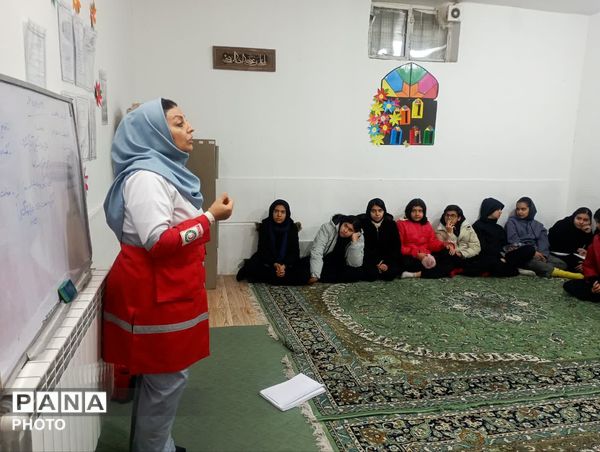 اجرای طرح "دادرس" در دبیرستان دخترانه عطیه