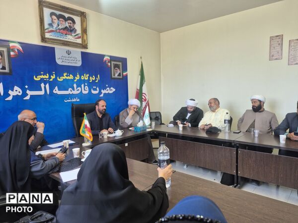 نشست غنی‌سازی اوقات فراغت دانش آموزان در آستانه تابستان
