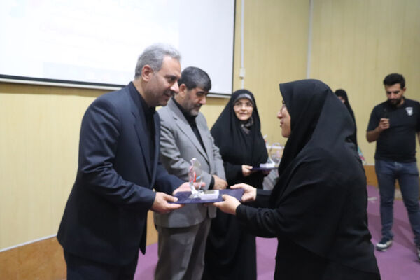 دومین کنگره استانی بانوان تاثیرگذار
