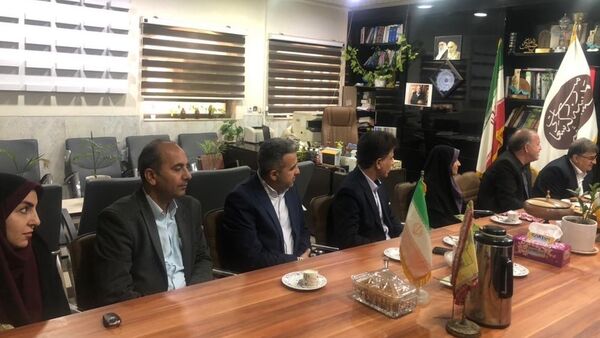 مدرسه‌ای که تاریخ نفس می‌کشد؛ روایت تصویری از سعادت بوشهر
