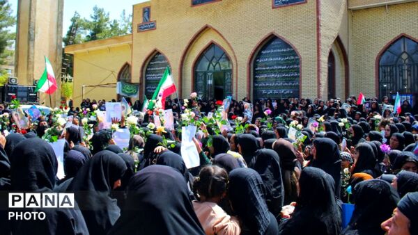 دیار آریوبرزن، پیکر فرزند دلیر خود را در آغوش گرفت