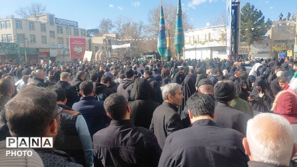 حضور پرشور البرزی‌ها در سوگواری امام خامنه‌ای(قدس‌سره) 