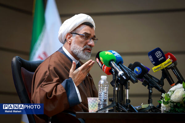 مراسم گرامیداشت روز دانشجو در پردیس شهید چمران