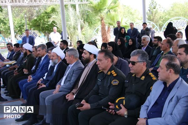 گرامی داشت مقام معلم و آئین گلباران مزار شهدای گمنام