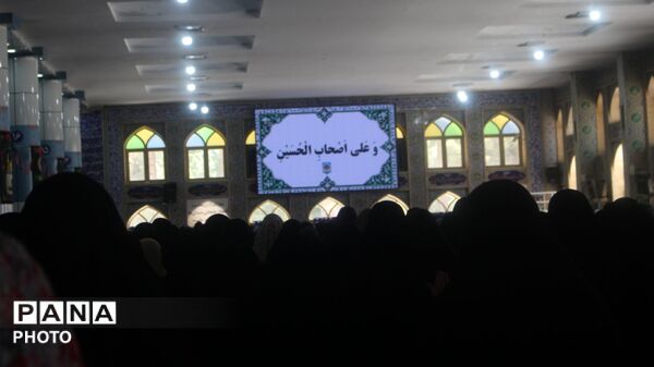حضور پرشور مردم در نماز جمعه؛ نمایش وحدت و اقتدار ملی