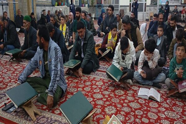 محفل انس با قرآن کریم  در مسجد جامع شهر بار نیشابور 