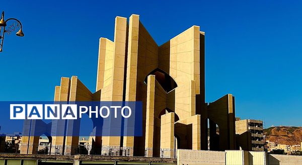 آرامگاه شهریار