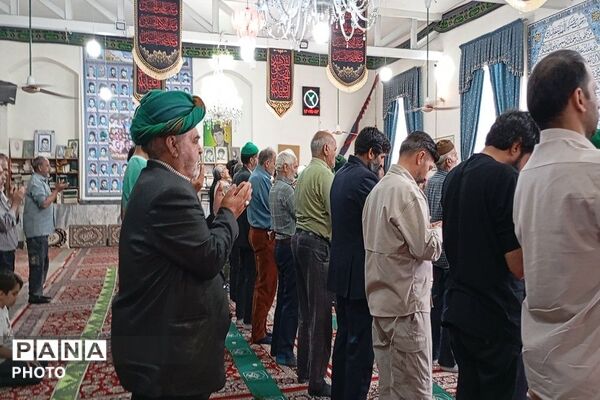 همبستگی مردم بار در اقامه نماز عبادی‌سیاسی جمعه