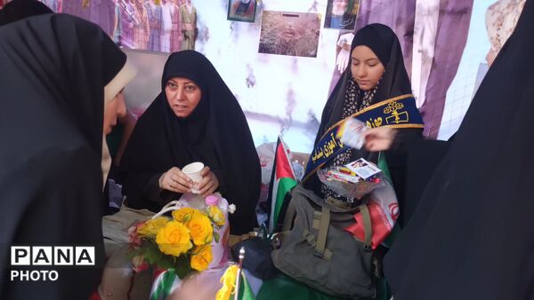 جشن عید غدیر با موکب بزرگ مردمی