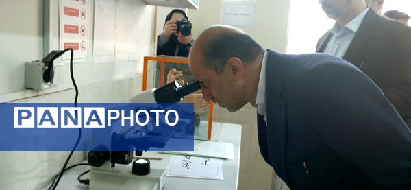 توزیع تجهیزات هنرستان‌ها در بازدید معاون متوسطه وزیر آموزش و پرورش 