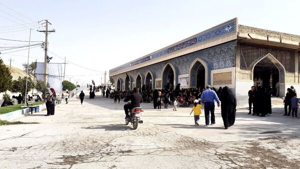 حزن عاشورایی در گلزار شهدای سیدمحمد کازرون