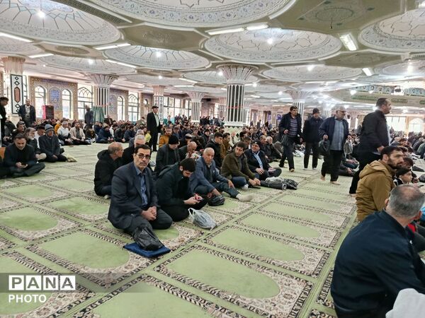 نماز باشکوه فطر در شهرکرد 