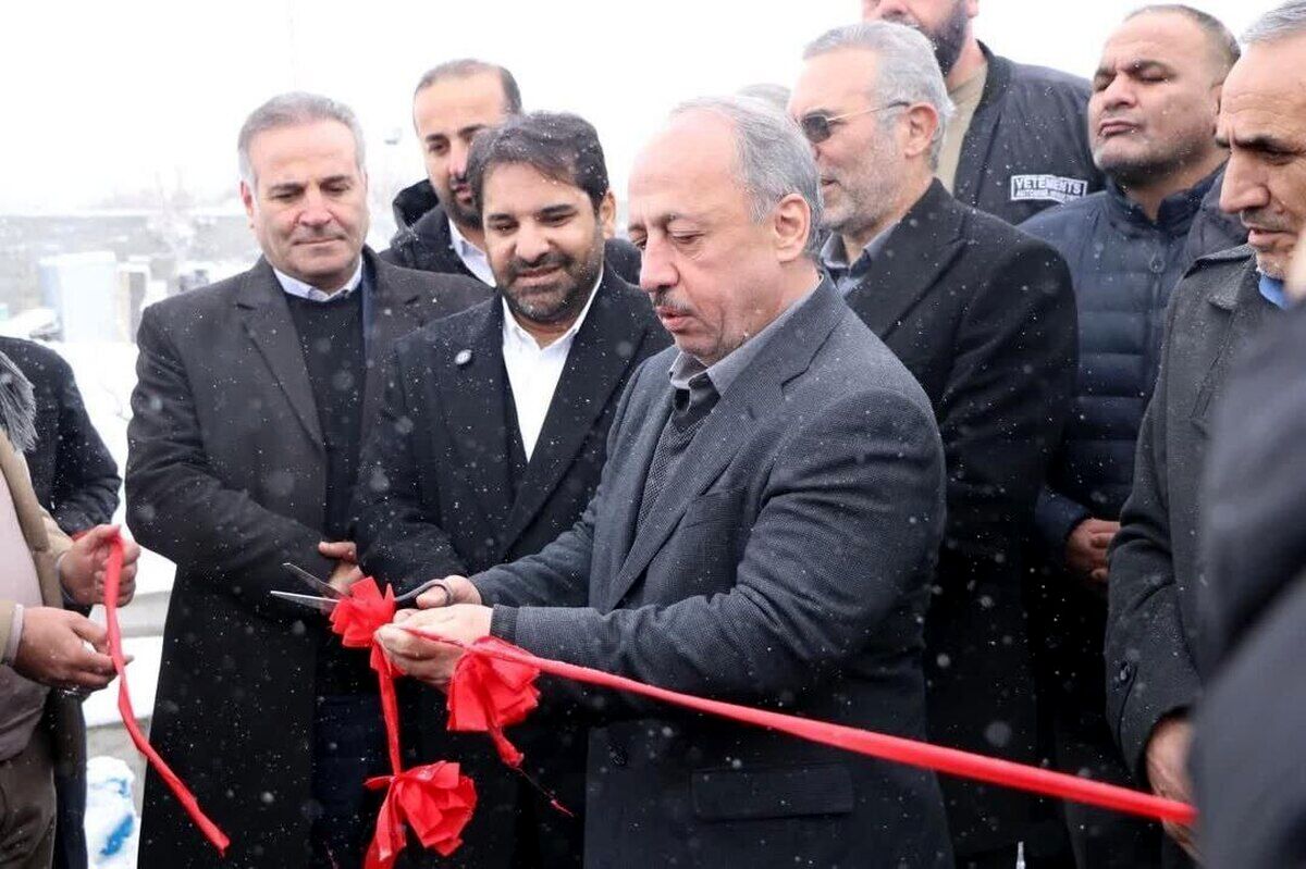 شش پروژه با اعتباری بالغ بر ۲۳۰۰ میلیارد تومان در رباط کریم کلنگ‌زنی شد