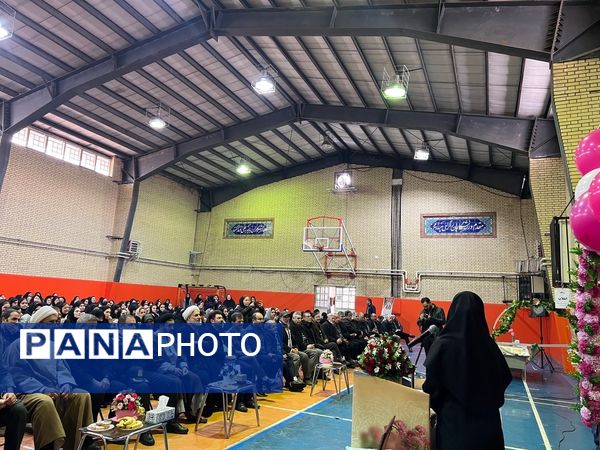 طلوع فجر انقلاب در مدارس صوفیان 