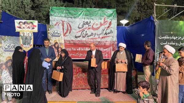 تجلیل از مادران پرمهر و پرستاران فداکار در رویداد اجتماعی «مادری»
