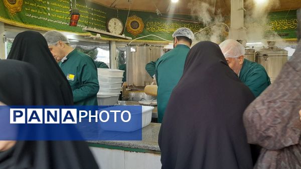 همدلی و زیارت در چهارشنبه‌های رضوی