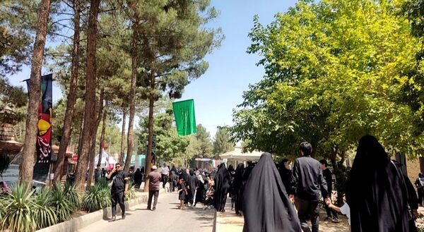 حضور مردم نیشابور در راهپیمایی جاماندگان اربعین حسینی