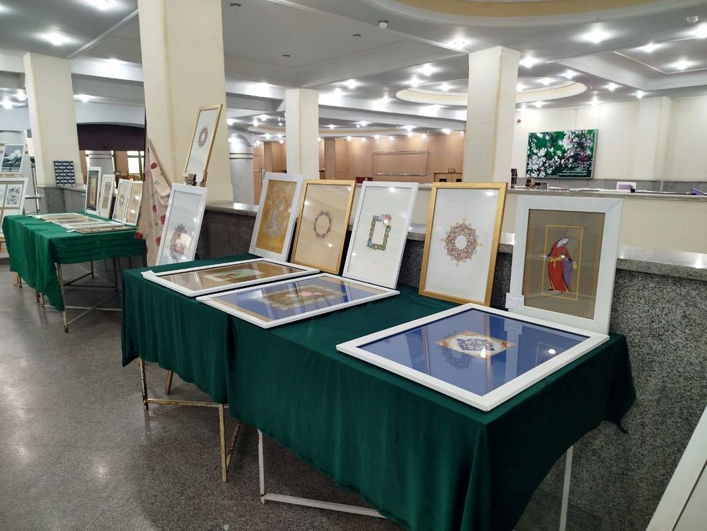 نمایشگاه هفته مشاغل هنرستان کار و دانش دخترانه فاطمیه شهرستان جم 