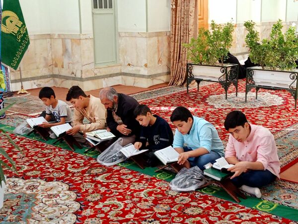 محفل انس با قرآن در آخرین روز از ماه مبارک رمضان